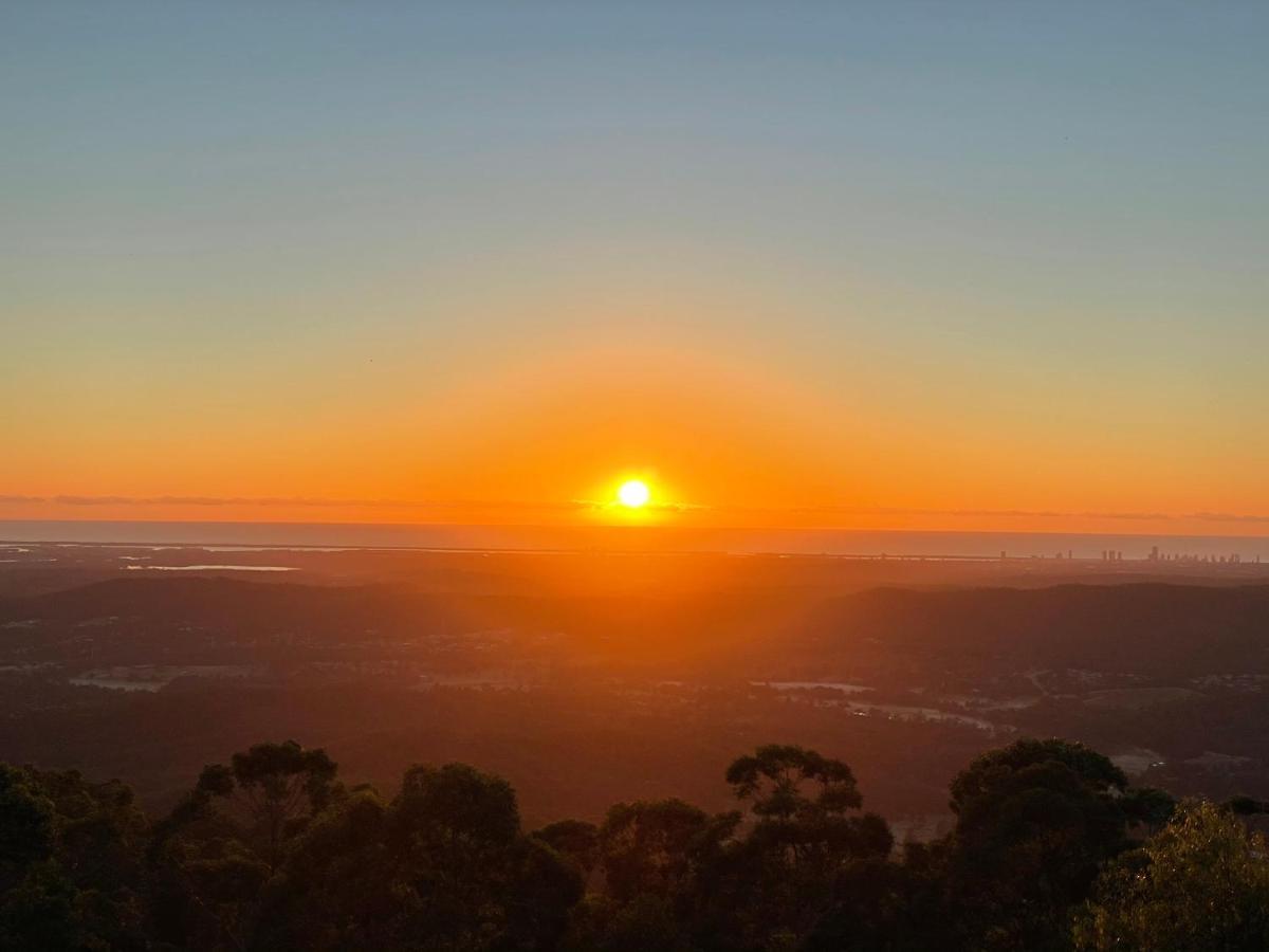 Mountain Living With Ocean Views Villa Mount Tamborine Esterno foto